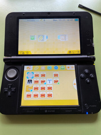 Nintendo 3DS XL