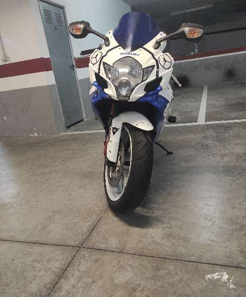 Suzuki GSXR 750